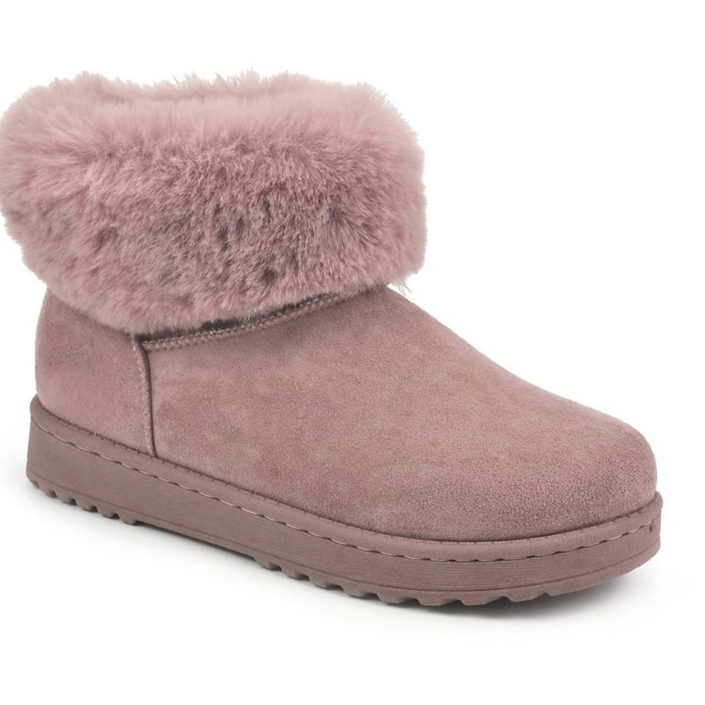 SO Coatimundi Women’s Faux-Fur Winter Boots..Color Mauve Size: 7